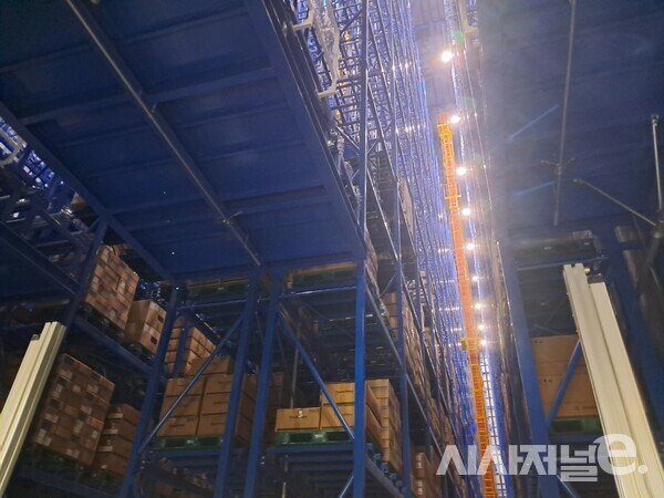 프레스티지바이오로직스 4공장 내부 창고 전경./ 사진=최다은 기자