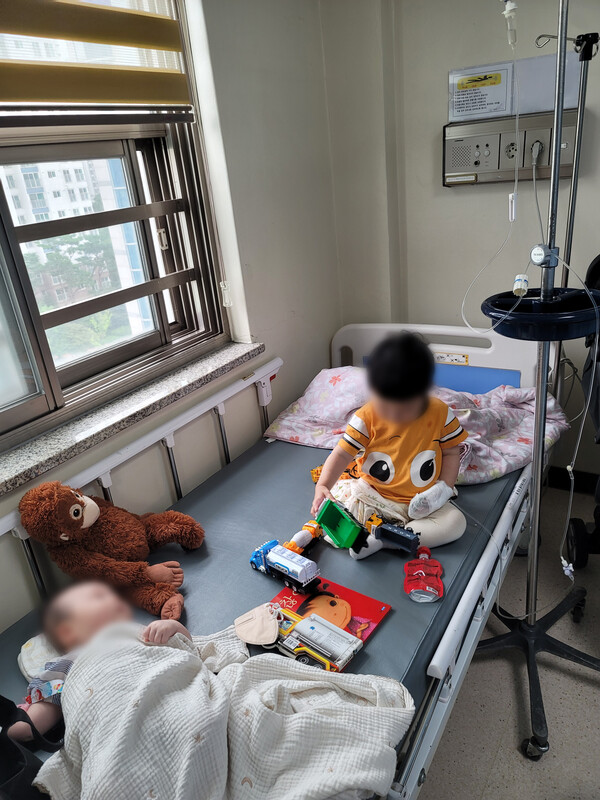 맞벌이 부부에게 자녀의 입원은 큰 변수다. 아이는 생각보다 자주 아프다. / 사진=취재원 제공.