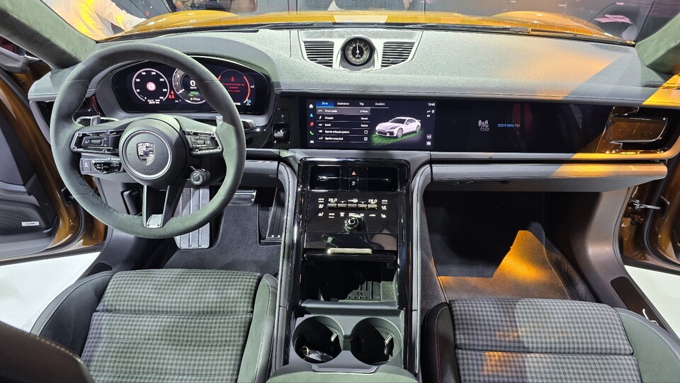 파나메라 실내 모습. / 사진=박성수 기자