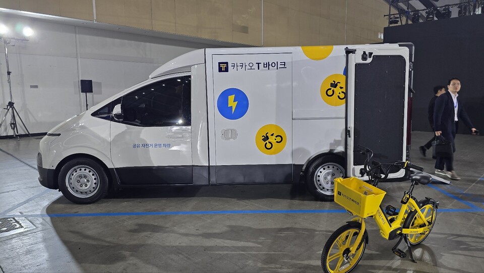 전기 바이크 충전차. / 사진=박성수 기자