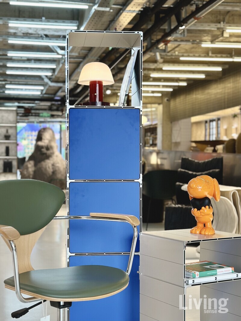 항정우, 상하이에 위치한 하이엔드 리빙 편집숍 ‘101+101plus.com’에 당당히 입점한 몬스트럭쳐 제품.