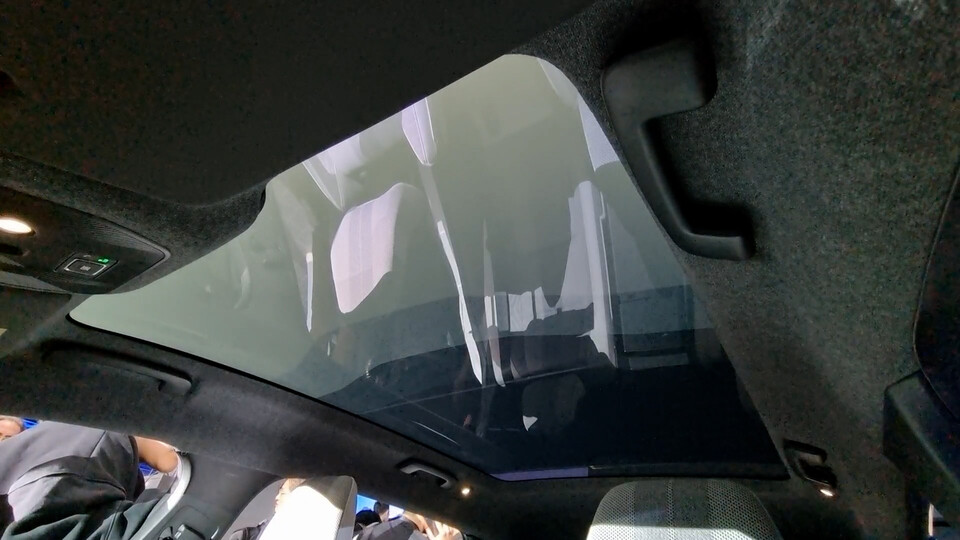 세닉 E-TECH 일렉트릭의 솔라베이(Solarbay) 기술. / 사진=최동훈 기자