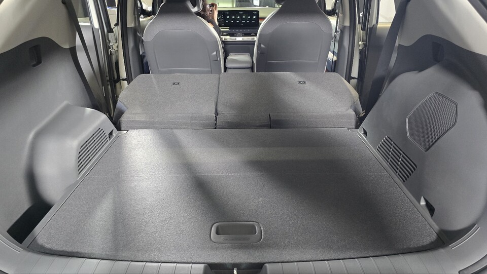 2열을 접을 경우 누울 수도 있다. / 사진=박성수 기자