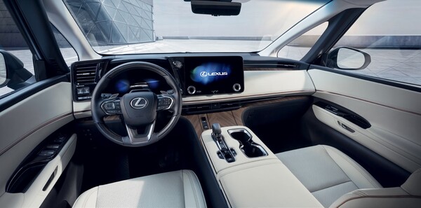 렉서스 LM의 1열 전경. / 사진=렉서스 유럽법인