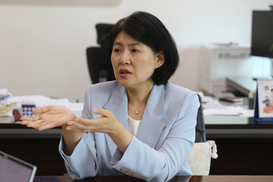 김종숙 한국여성정책연구원 원장이 시사저널e와 인터뷰를 진행하고 있다./사진=한국여성정책연구원