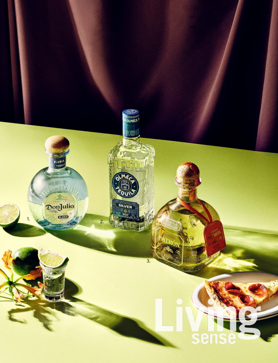 [1] 최고급 블루 아가베 100%를 원료로 숙성을 거치지 않고 완성한  돈 훌리오 블랑코는 아가베 본연의 산뜻하고 순수한 풍미를 간직한다. 7만원대 디아지오코리아. / [2] 올메카 실버는 멕시코 로스 알토스에서 생산된 블루 아가베로 만든 고품질의 블랑카 테킬라. 신선한 허브와 그린 페퍼의 향이 깔끔하다. 3만6000원대 페르노리카코리아. / [3] 오크통에서 6개월간 숙성시켜 부드러운 맛과 풍부한 향을 더한 패트론 레포사도. 블루 아가베와 꿀, 바닐라 향이 조화를 이루며, 목 넘김이 깔끔해 사랑받는다. 15만원 바카디코리아. 