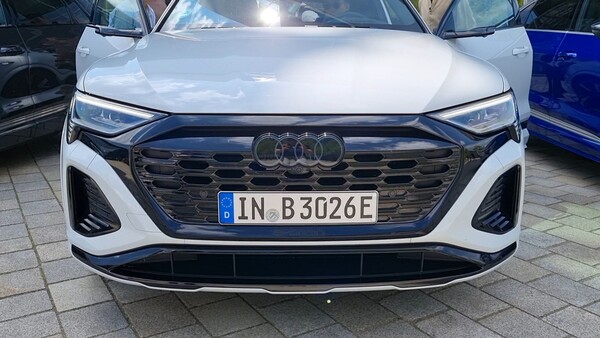 SQ8 e-트론의 전면부. / 사진=최동훈 기자