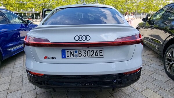 SQ8 e-트론의 후면부. / 사진=최동훈 기자