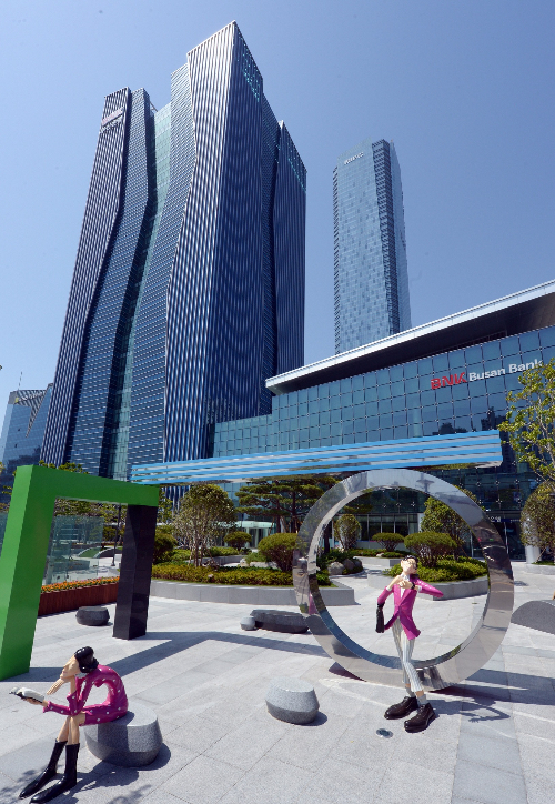 부산 남구 문현금융로 BNK금융지주 사옥 / 사진=BNK금융지주