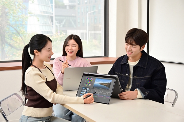 삼성전자의 '갤럭시북5 프로 360' / 사진=삼성전자