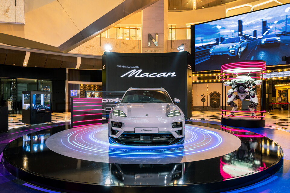 포르쉐코리아는 서울 IFC몰에 오버워치2와의 콜라보레이션 팝업스토어를 열었다. / 사진=포르쉐코리아