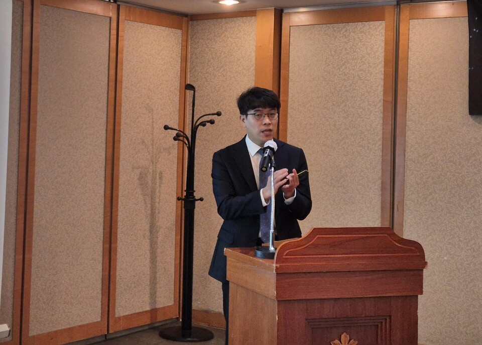 3일 서울 여의도에서 열린 온코크로스 기자간담회에서 김이랑 대표이사가 코스닥 상장에 따른 사업 비전을 발표하고 있다./사진=최다은 기자