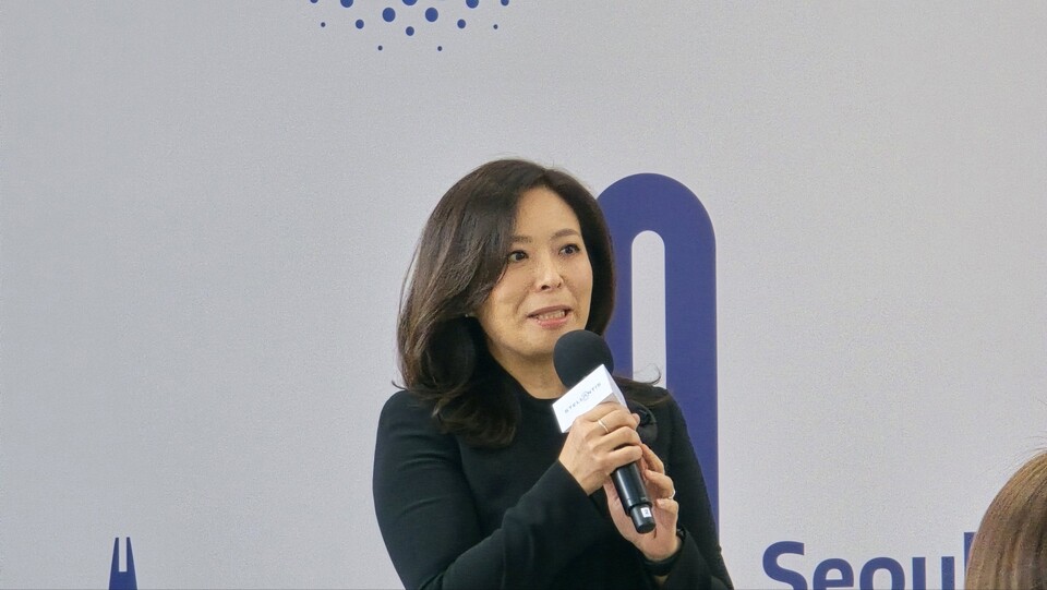 방실 스텔란티스코리아 대표가 지난 11일 서울 강남 식물관 PH에서 기자간담회를 열고 작년 성과 및 올해 계획 등에 대해 발표했다. / 사진=박성수 기자