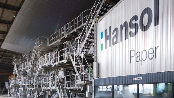 한솔제지 생산라인. / 사진=한솔