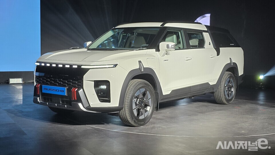 KGM 첫 전기 픽업트럭 무쏘EV. / 사진=박성수 기자