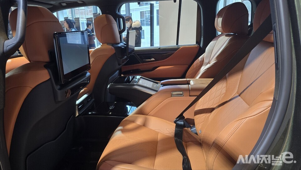 뒷좌석. / 사진=박성수 기자