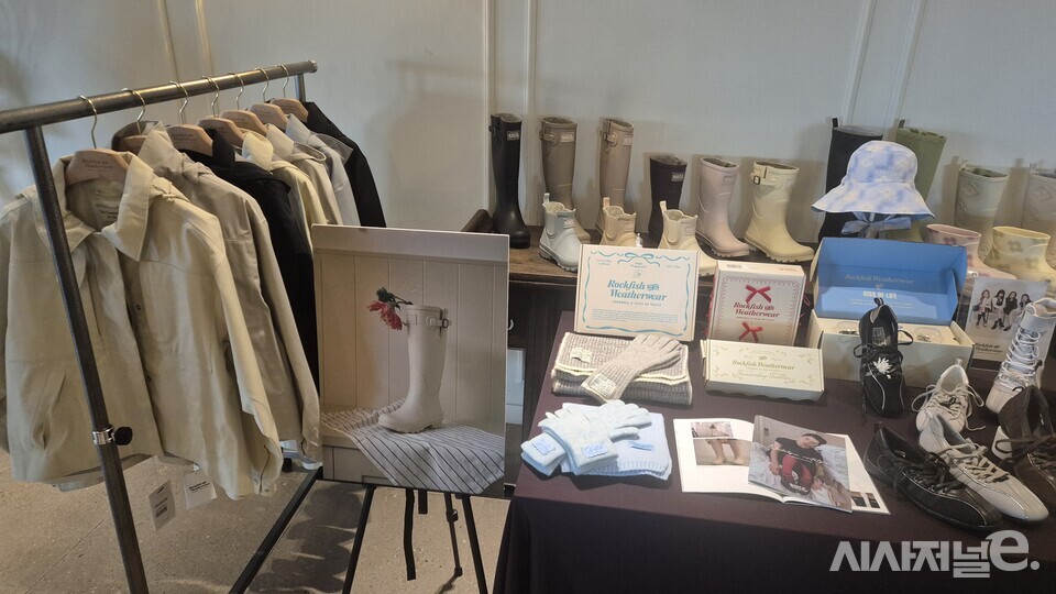 락피쉬웨더웨어 제품들. / 사진=한다원 기자