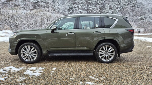 렉서스 LX 700h의 측면부. / 사진=최동훈 기자