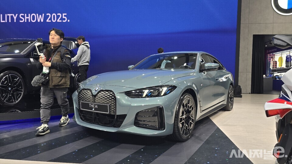 BMW i4 그란 쿠페. / 사진=박성수 기자