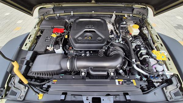 랭글러 '41 에디션의 엔진룸. / 사진=최동훈 기자