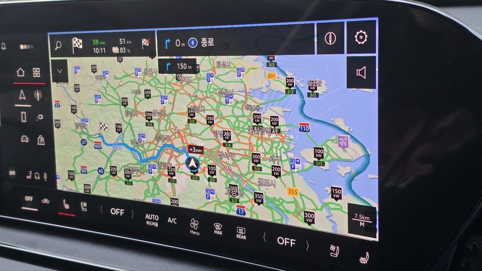 인포테인먼트 화면. / 사진=박성수 기자