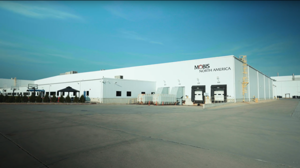 미국 오하이오주에 위치한 현대모비스 공장. / 사진=유튜브 캡처