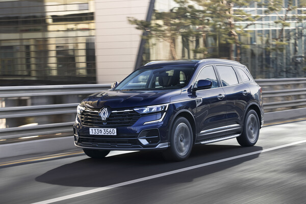 QM6가 도로를 달리고 있다. / 사진=르노코리아