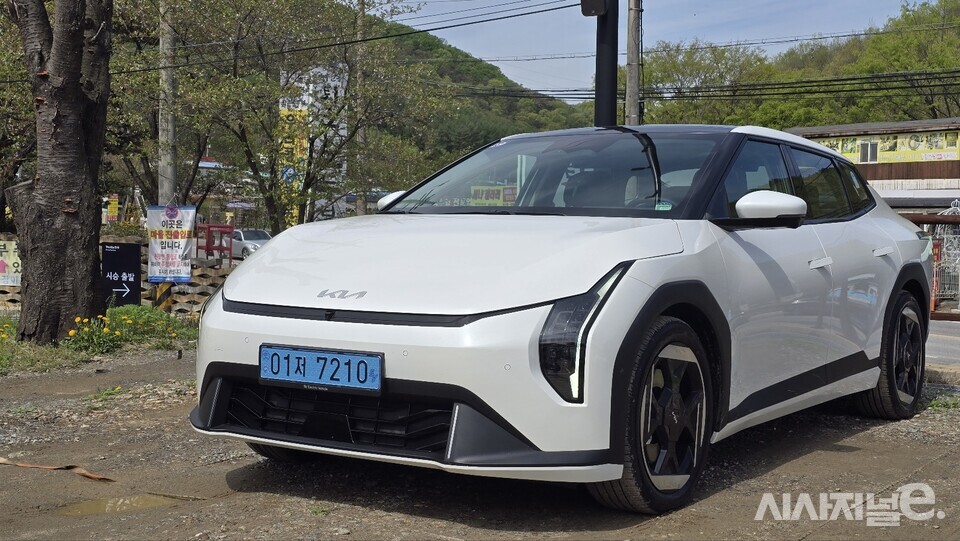 EV4. / 사진=박성수 기자