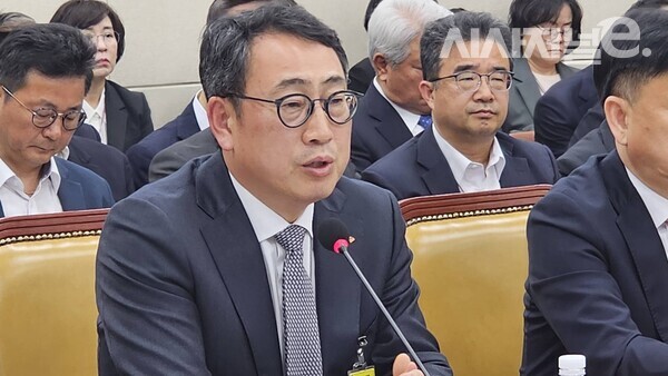 유영상 SK텔레콤 대표이사 사장이 30일 서울 여의도 국회 과학기술정보방송통신위원회에서 열린 ‘SK텔레콤 해킹 및 YTN’ 관련 청문회에 증인으로 출석했다. / 사진 = 김용수 기자