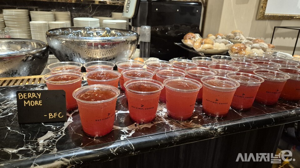 필리핀에서 선보인 과일소주로 만든 칵테일 소주. / 사진=한다원 기자