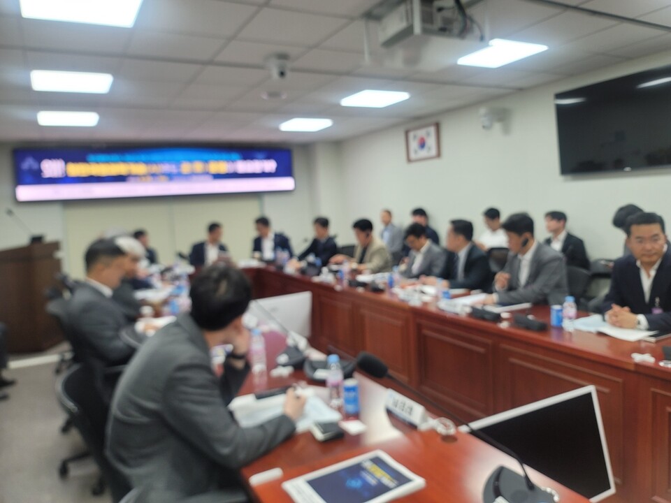 29일 서울 여의도 국회 의원회관에서 ‘인구절벽시대 K-방산의 질적 성장을 위한 국의 무인체계 발전방안’ 세미나가 열렸다. / 사진 = 시사저널e