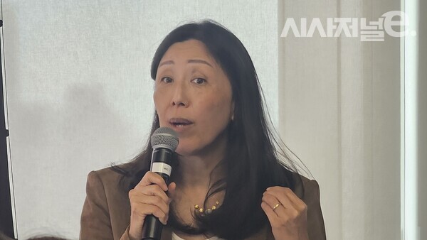 유니스 킴 넷플릭스 최고프로덕트책임자(CPO)가 13일 서울 종로구 넷플릭스 서울오피스에서 열린 기자간담회에서 발언하고 있다. / 사진 = 김용수 기자