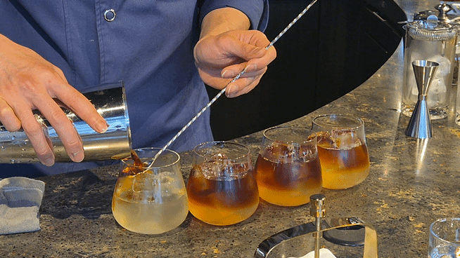 위승찬 바리스타가 제조 중인 커피. / 사진=한다원 기자