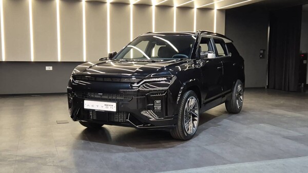 KG모빌리티가 이날 현장에 전시한 액티언 하이브리드. / 사진=최동훈 기자