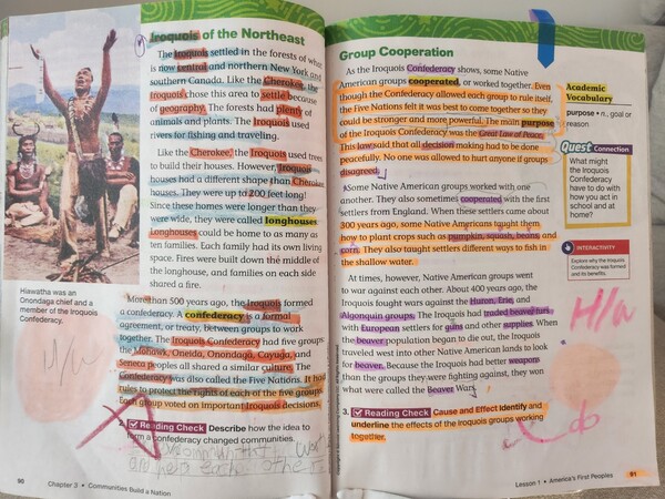 7세고시를 합격 후 8살 초등 1학년이 돼 대치동 영어학원에서 사용하는 미교 3점대 교과서. 아메리카 원주민인 체로키족과 이로쿼이족의 역사에 대한 내용 등이 나온다.