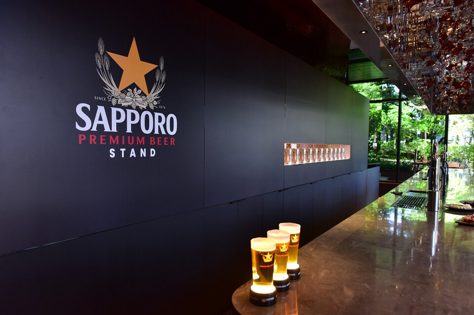 삿포로 프리미엄 비어스탠드. / 사진=엠즈베버리지