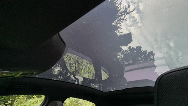 A5에 장착된 스위처블 파노라믹 루프. / 사진=최동훈 기자