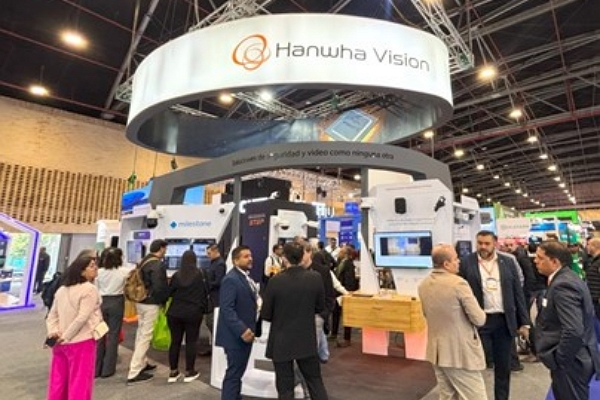 한화비전이 지난달 27~29일 중남미 3대 보안 전시회인 ESS+에 참가해 부스를 꾸렸다. / 사진=한화비전