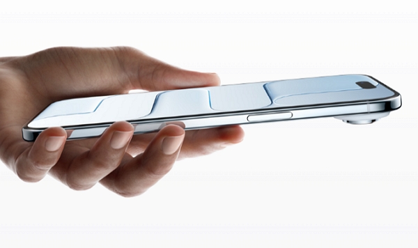 애플의 아이폰17 에어 / 사진=애플