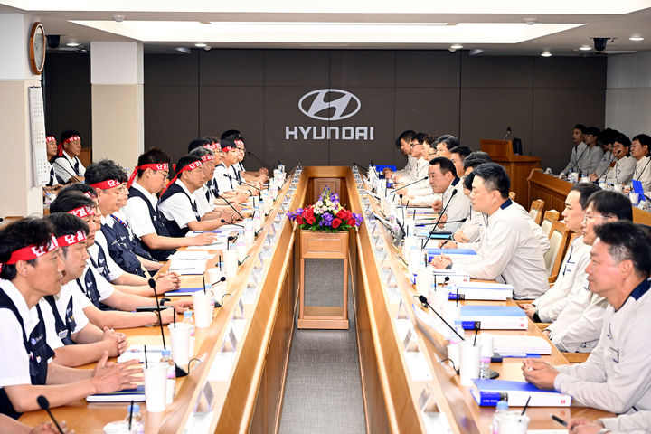 지난 6월 열린 현대차 노사 임단협 상견례 모습. / 사진=현대차