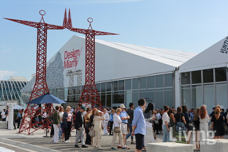2018년에 열렸던 ‘디자인 마이애미’ 전경. Courtesy of World Red Ey