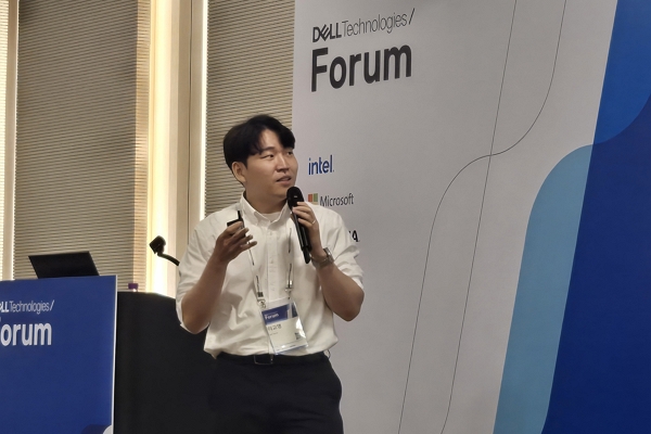 이교영 SK하이닉스 TL이 17일 서울 코엑스에서 개최한 델 테크롤로지스 포럼에서 발표하고 있다. / 사진=고명훈 기자