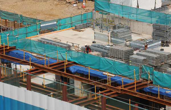 서울의 한 아파트 신축 건설현장 모습. / 사진=연합뉴스