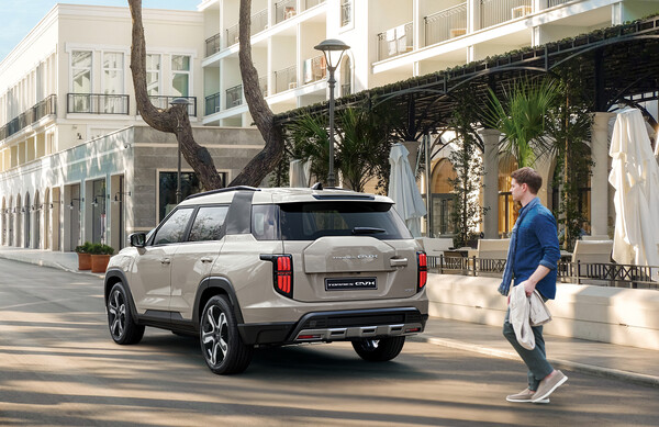 토레스 EVX의 측후면부. / 사진=KG모빌리티