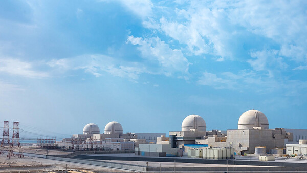 한전이 UAE 원자력공사(ENEC)과 합작 설립한 UAE 원전 운영사(Nawah Energy)를 통해 아부다비 바라카에서 가동 중인 UAE 바라카 원전. / 사진=한국전력공사