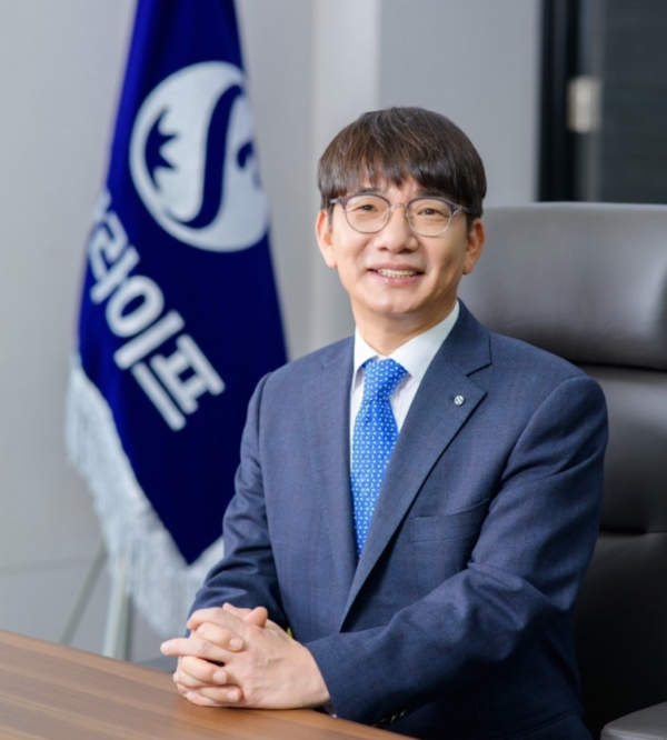 이영종 신한라이프 대표. / 사진=신한라이프