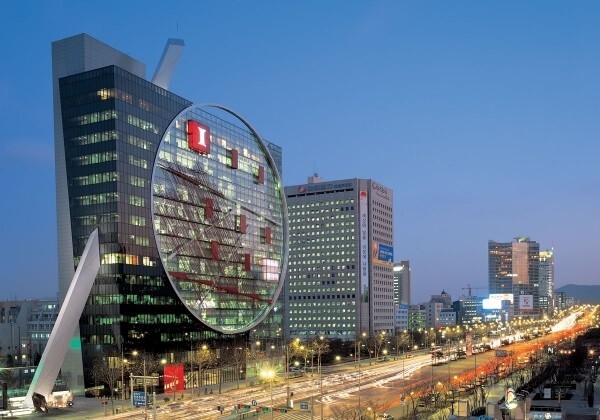 서울 강남구 삼성동에 위치한 HDC현대산업개발 사옥 아이파크타워. / 사진=HDC현대산업개발