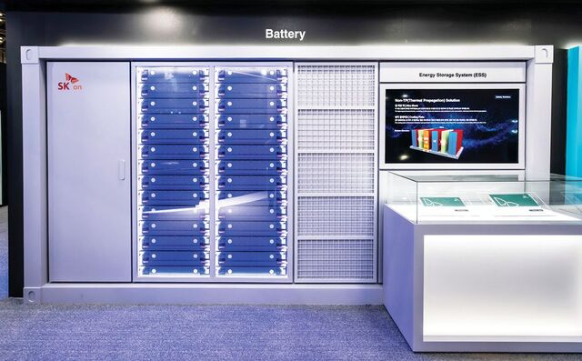 SK온의 컨테이너형 ESS 제품. / 사진=SK온