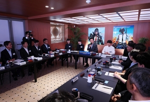 李대통령, <b>게임</b> K-컬처 핵심 육성···"국부 창출에 도움"