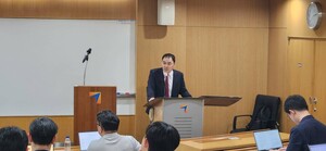 큐리오시스, 실험실 자동화 시장 공략 속도···재무 여력 충분한가 - 뉴스 썸네일 이미지